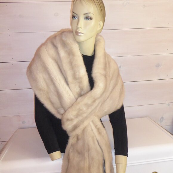 Christian Dior Original  Blonde Mink Fur Wrap from Holt Renfrew - Stunning - Picture 1 of 16